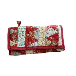 Donna sharp quilted wallet